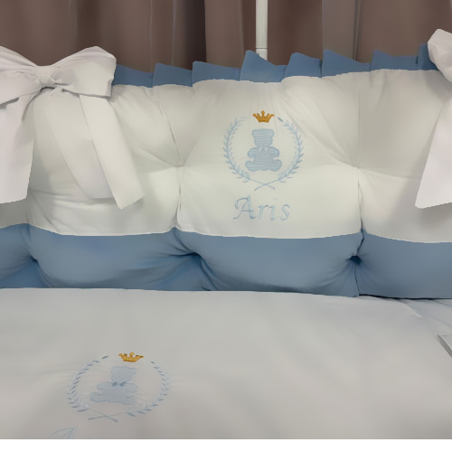 Lenjerie pătuț 11 piese Royal Catifea White Blue – Set complet premium din catifea moale și bumbac natural, personalizabil cu nume – Peppi Bambini - Image 3