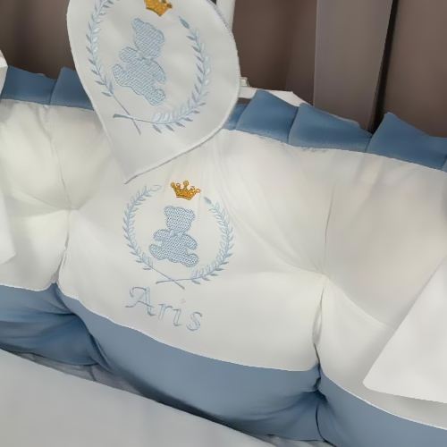 Lenjerie pătuț 11 piese Royal Catifea White Blue – Set complet premium din catifea moale și bumbac natural, personalizabil cu nume – Peppi Bambini - Image 2