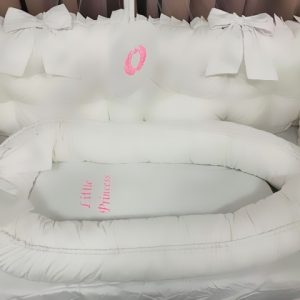 Baby Nest Brodat PeppiBambini – Cuib moale și elegant pentru bebeluși, din bumbac natural și catifea premium