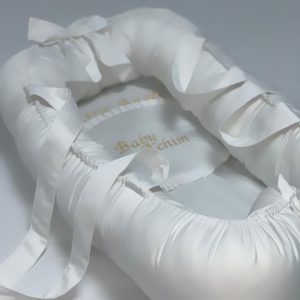 Baby Nest Brodat PeppiBambini – Cuib moale și elegant pentru bebeluși, din bumbac natural și catifea premium