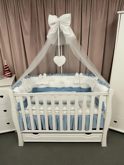 Set complet 11 piese pentru pătuț – model Royal White Blue din catifea alb-albastră, personalizabil cu nume – Peppi Bambini Premium Edition - Image 8