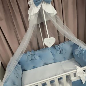 Set complet 11 piese pentru pătuț – model Royal Catifea Blue din catifea moale albastră, personalizabil cu nume – Lenjerie premium Peppi Bambini