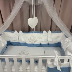 Set complet 11 piese pentru pătuț – model Royal Catifea Blue din catifea moale albastră, personalizabil cu nume – Lenjerie premium Peppi Bambini